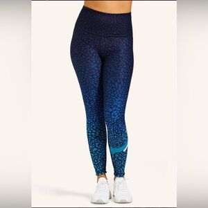 WITH x PELOTON Wild Kite High Waisted Reversible Leggings EUC